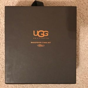 UGG Sheepskin Care kit